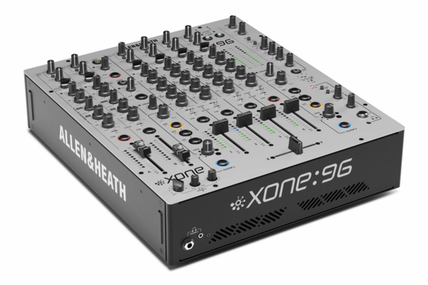 6+2 CHANNEL ANALOG DJ MIXER WITH BUILT IN DUAL 32BIT/96KHZ USB SOUND CARDS & USB INPUT